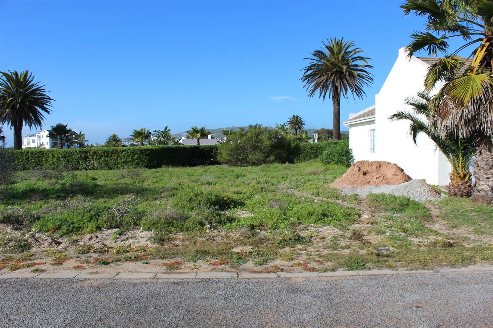 398 m² Land available in Shelley Point photo number 4
