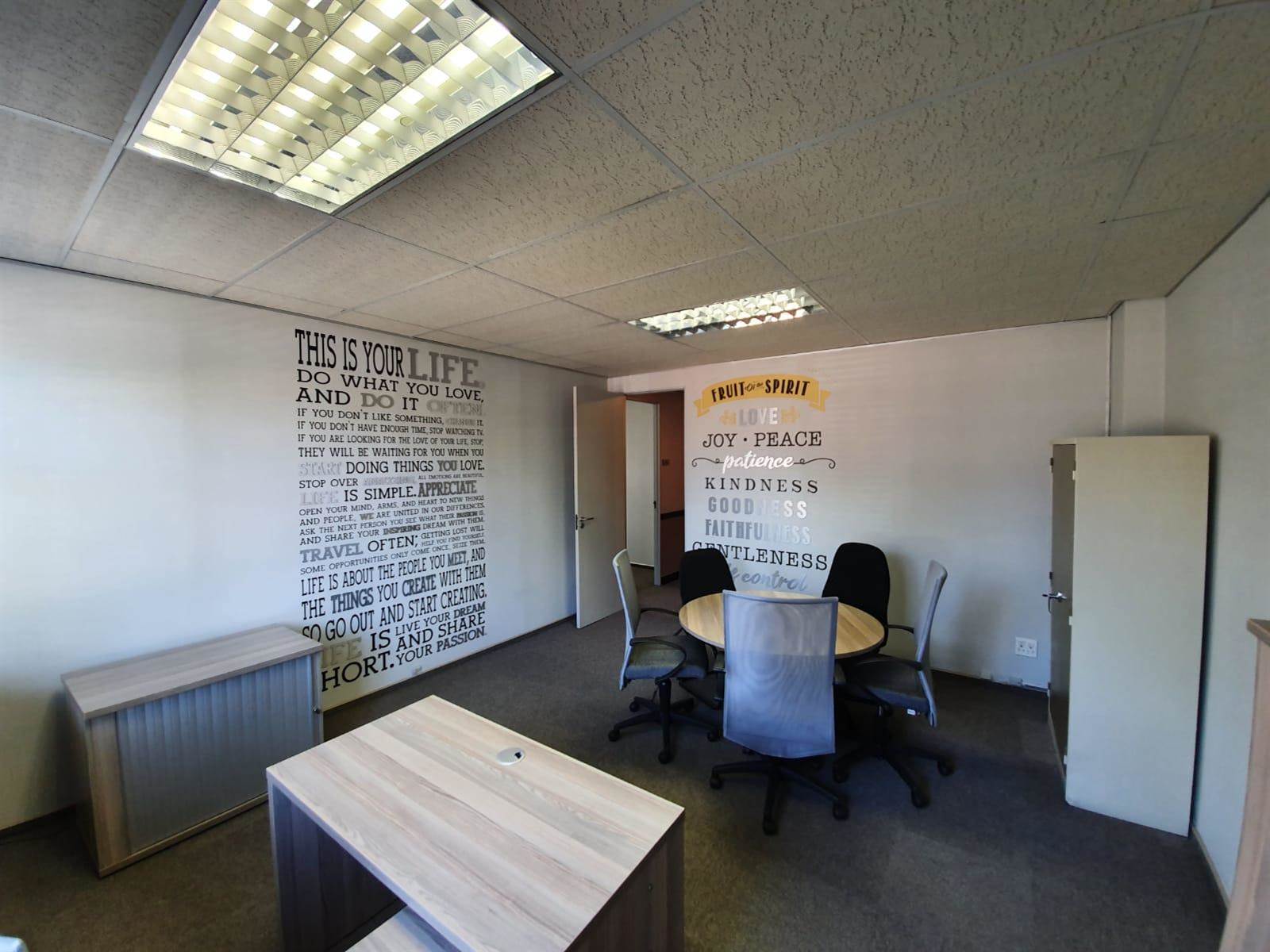 21  m² Commercial space in Lonehill photo number 8