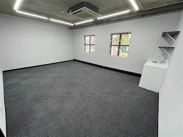 41  m² Office Space in Sunninghill