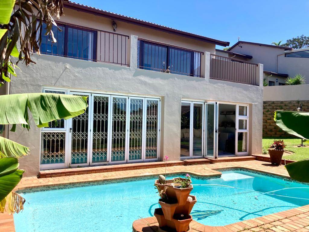 4 Bed Townhouse in Ballito photo number 1