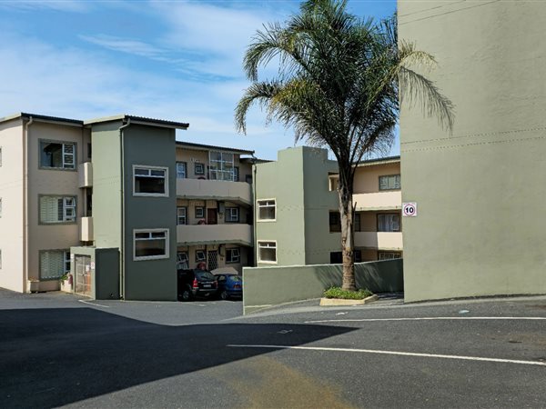 2 Bed Apartment in Uvongo