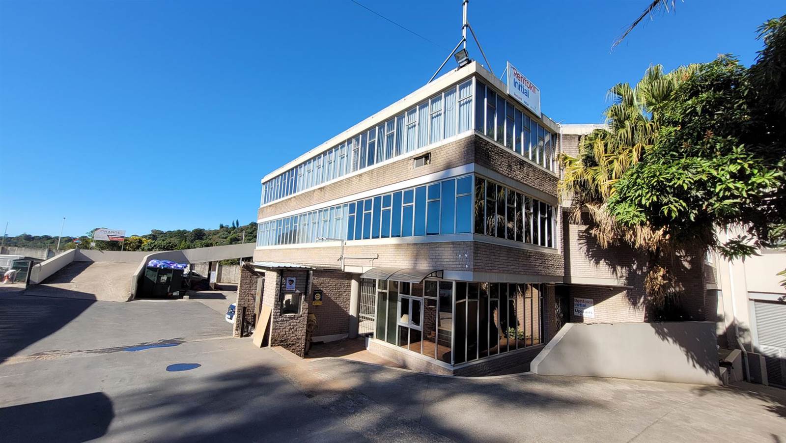8277  m² Industrial space in Pinetown Central photo number 3