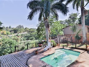 5 Bed House in Amanzimtoti