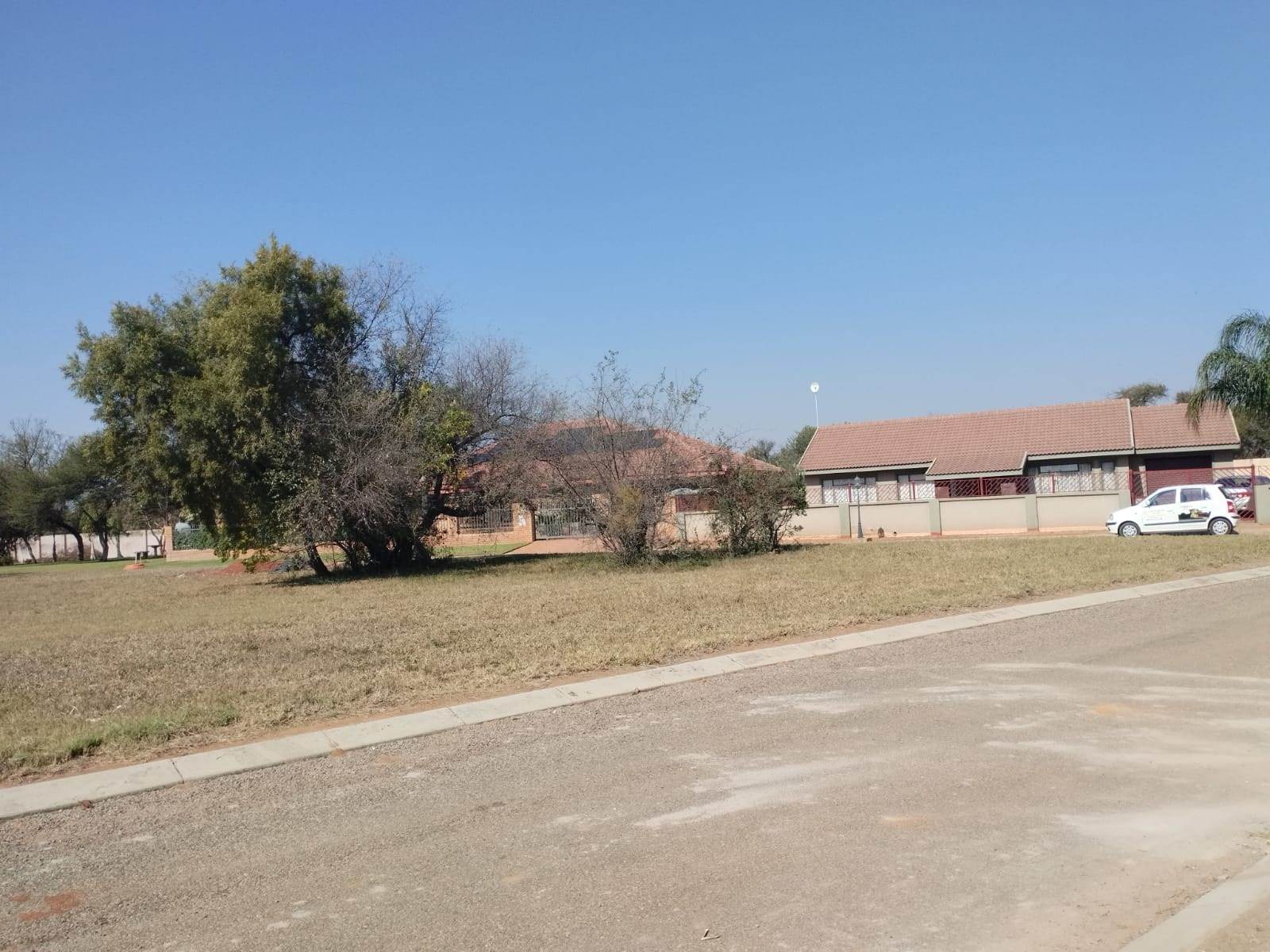 833 m² Land available in Bela-Bela (Warmbaths) photo number 3