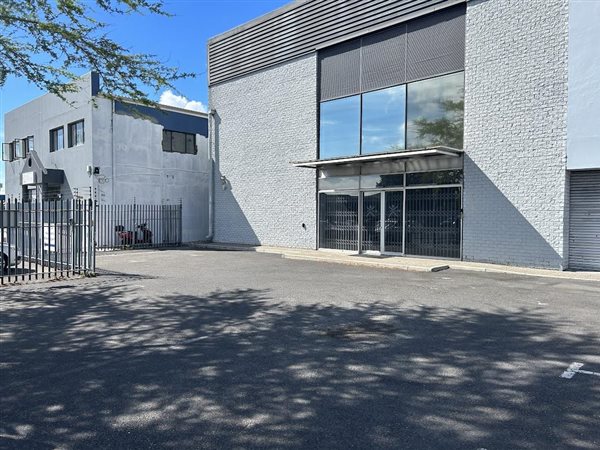 1 222  m² Commercial space
