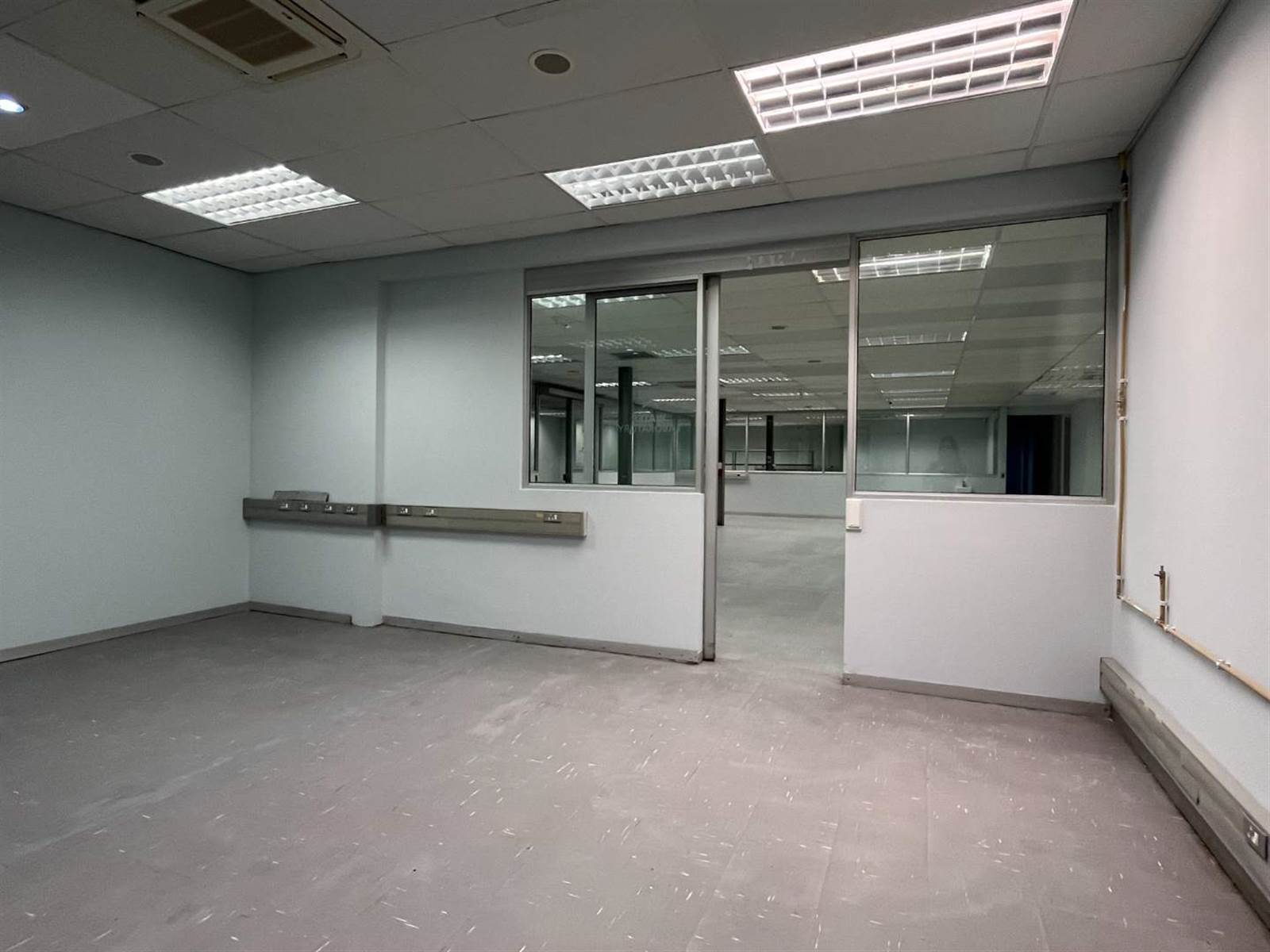 1222  m² Commercial space in Claremont photo number 29