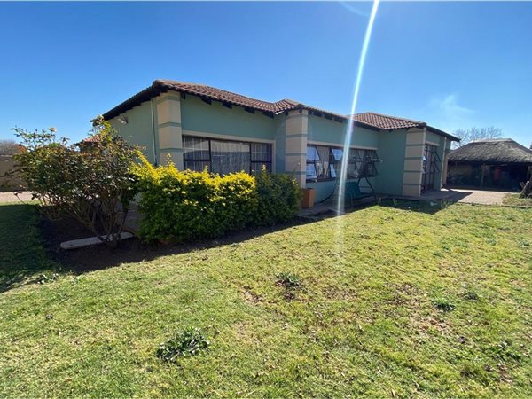 3 Bedroom House 3 Bedroom House
