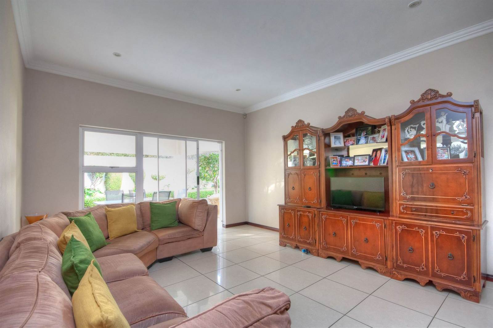 3 Bed House in Douglasdale photo number 9