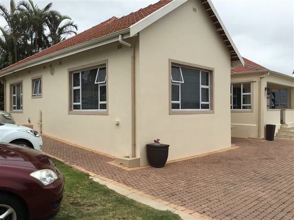 3 Bedroom House 3 Bedroom House