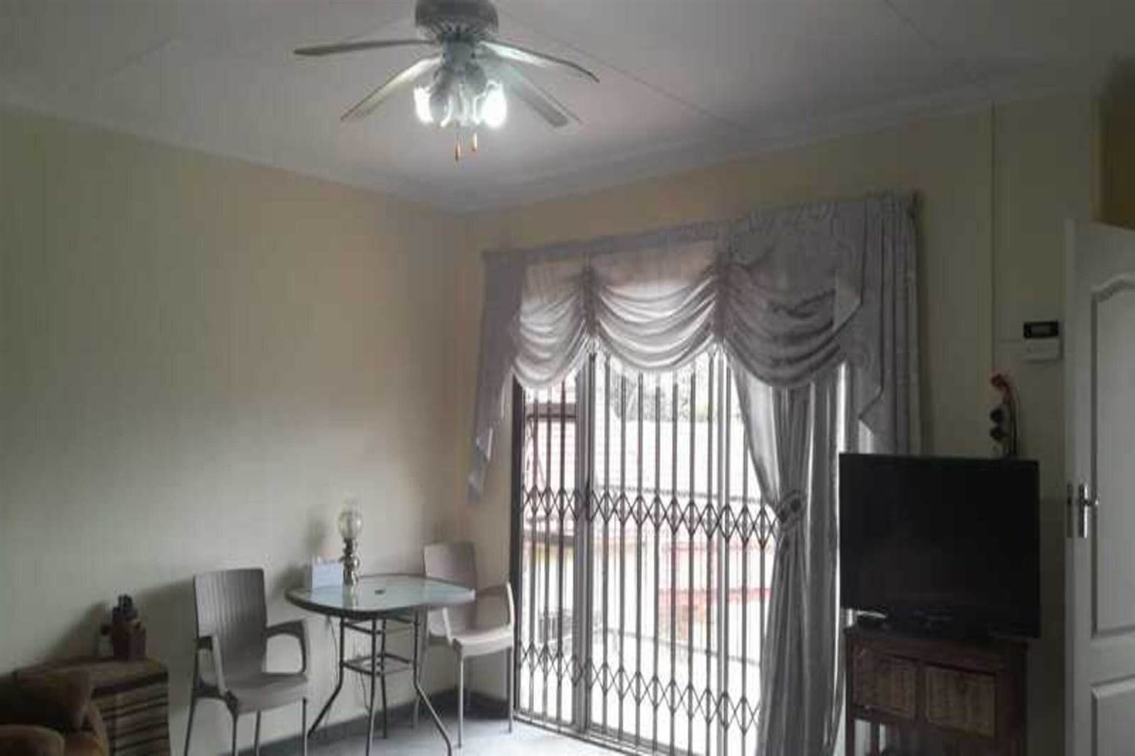 5 Bed House in Garsfontein photo number 27