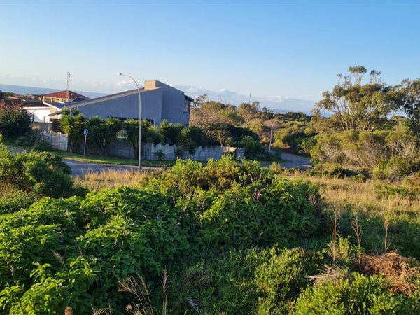 860 m² Land available in Jeffreys Bay