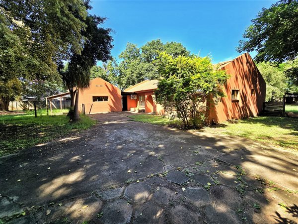 3 Bedroom House 3 Bedroom House