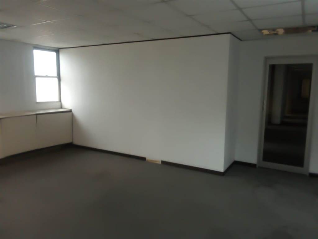 203  m² Commercial space in Esplanade photo number 4
