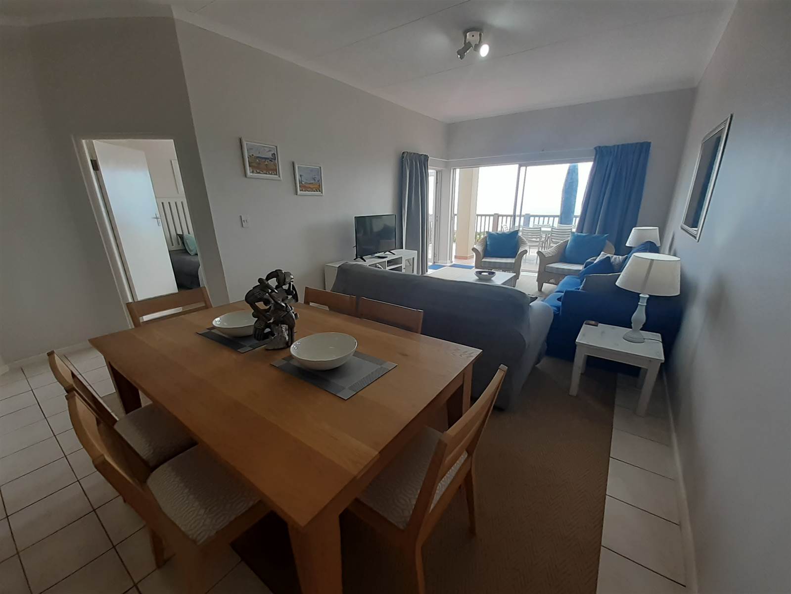 3 Bed Apartment in Brenton on Sea photo number 5