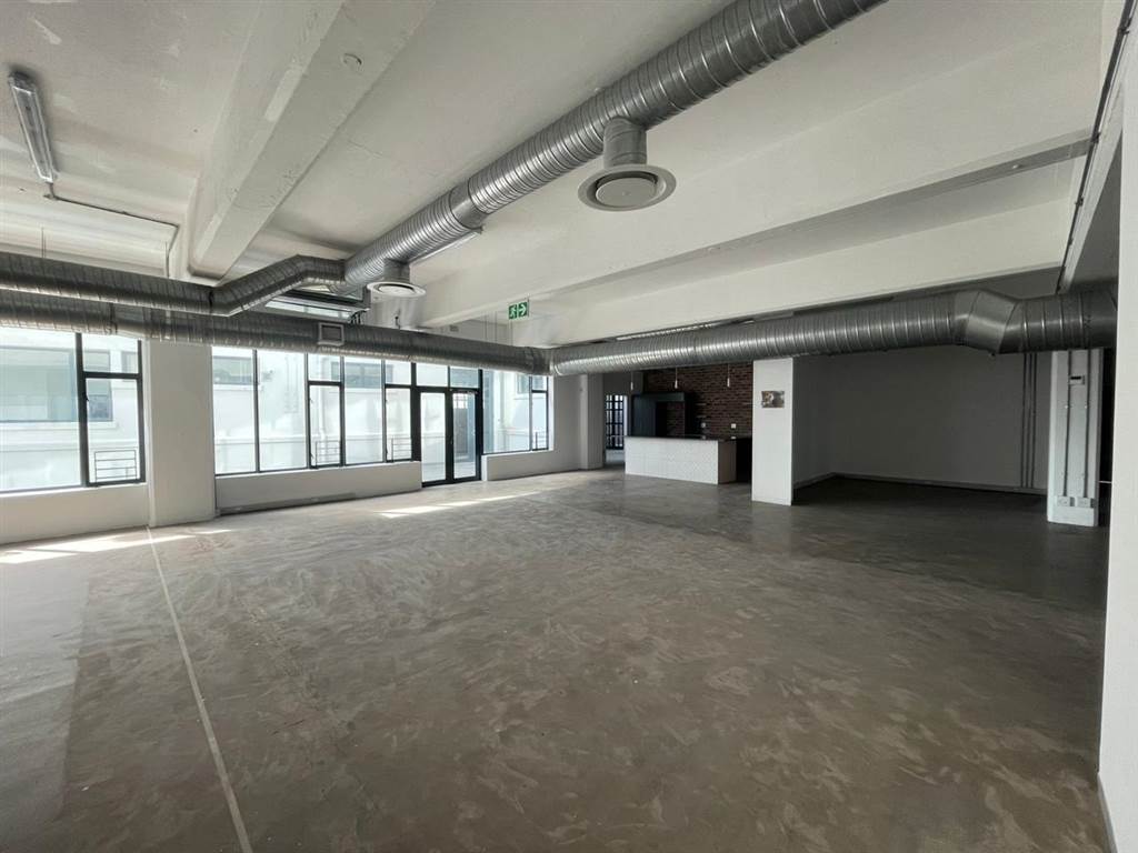 560  m² Commercial space in Salt River photo number 14