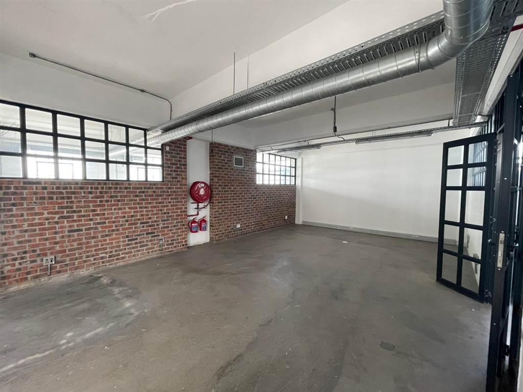 560  m² Commercial space in Salt River photo number 23