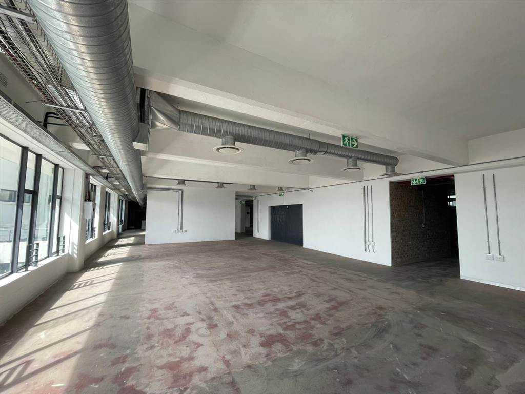 560  m² Commercial space in Salt River photo number 18