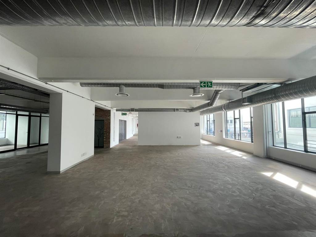 560  m² Commercial space in Salt River photo number 19