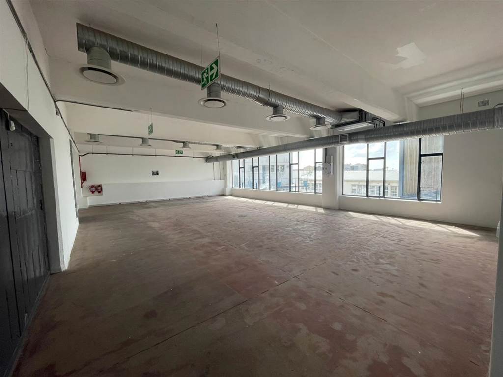 560  m² Commercial space in Salt River photo number 15