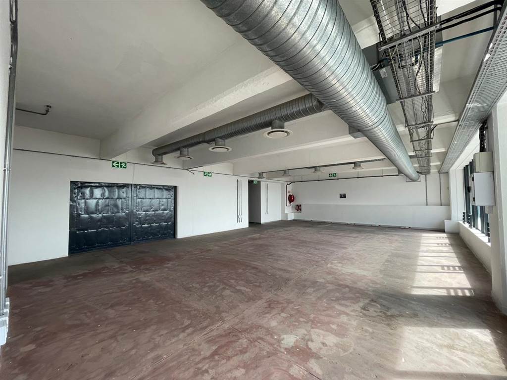 560  m² Commercial space in Salt River photo number 16