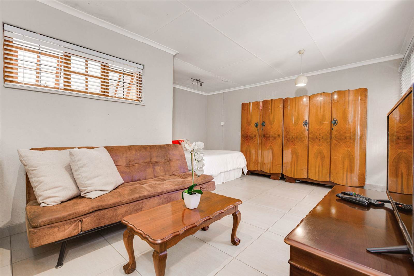 2 Bed House in Parkhurst photo number 21