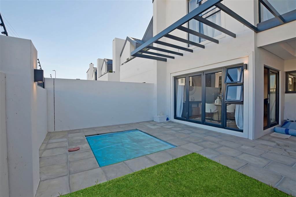 3 Bedroom House 3 Bedroom House