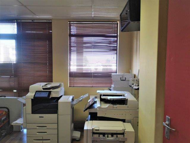 85  m² Office Space in Erand Gardens photo number 11