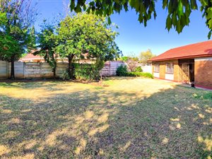 3 Bed House in Van Dyk Park