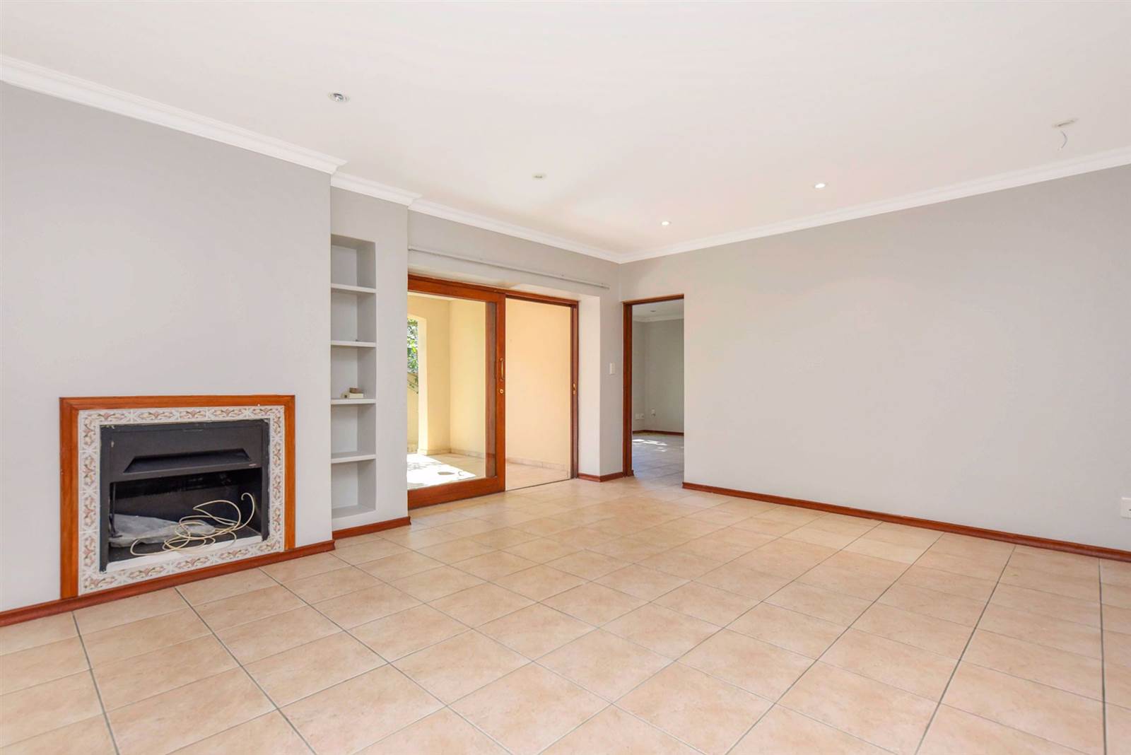 3 Bed Cluster in Douglasdale photo number 7