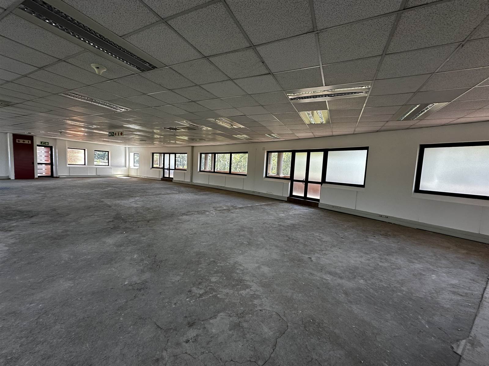 327.3  m² Commercial space in Bedfordview photo number 5