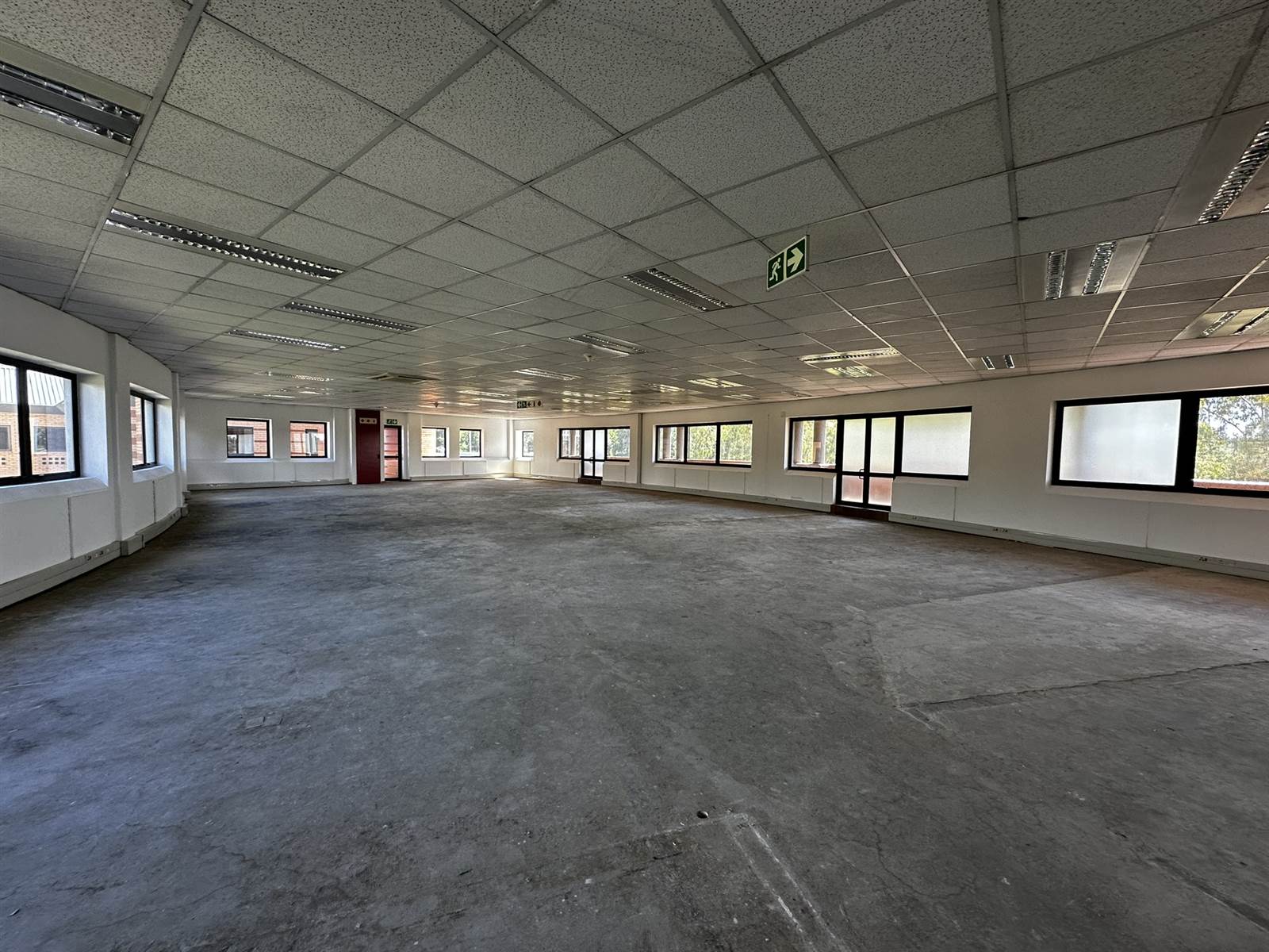 327.3  m² Commercial space in Bedfordview photo number 7