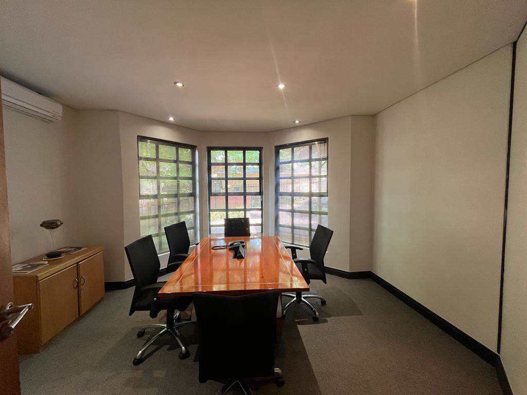 752  m² Commercial space in Bryanston photo number 15