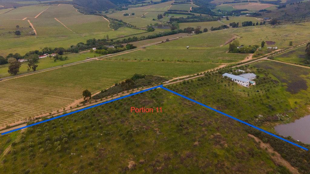 4 ha Land available in Stellenbosch Agricultural photo number 3
