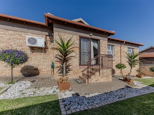3 Bedroom Townhouse