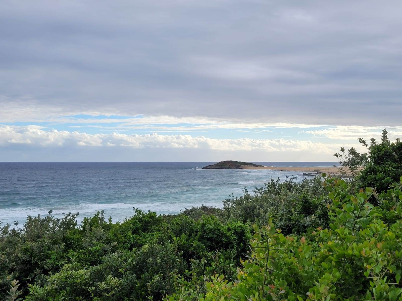 612 m² Land available in Cove Rock photo number 3