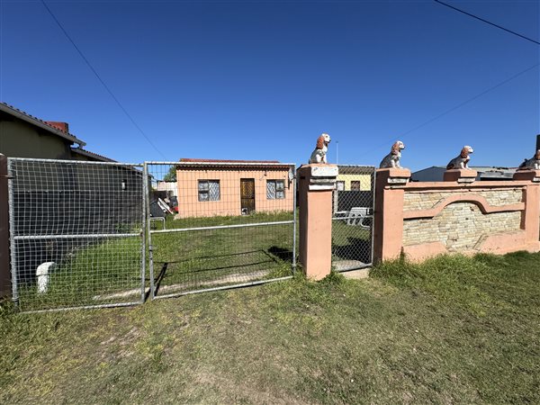 2 Bedroom House 2 Bedroom House