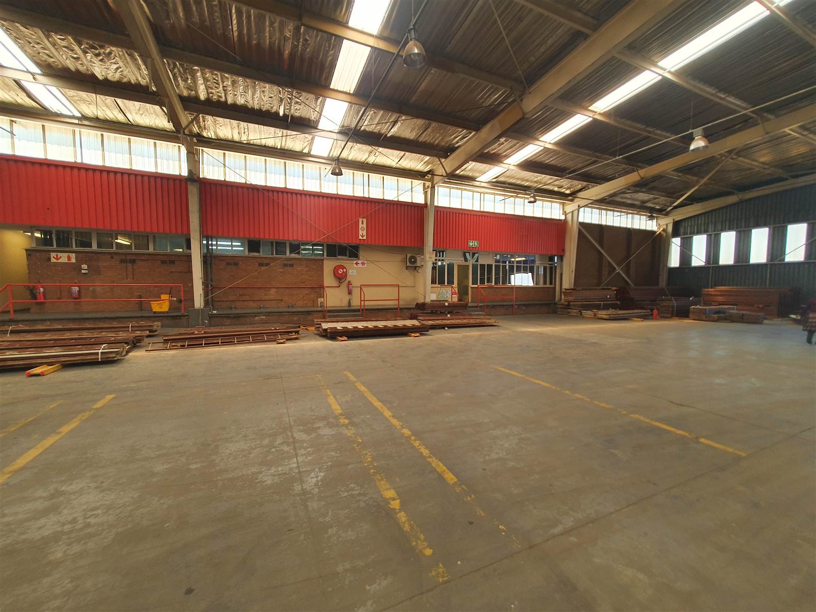 6700  m² Industrial space in Anderbolt photo number 12