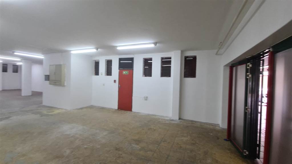 141  m² Commercial space in Pretoria Central photo number 4