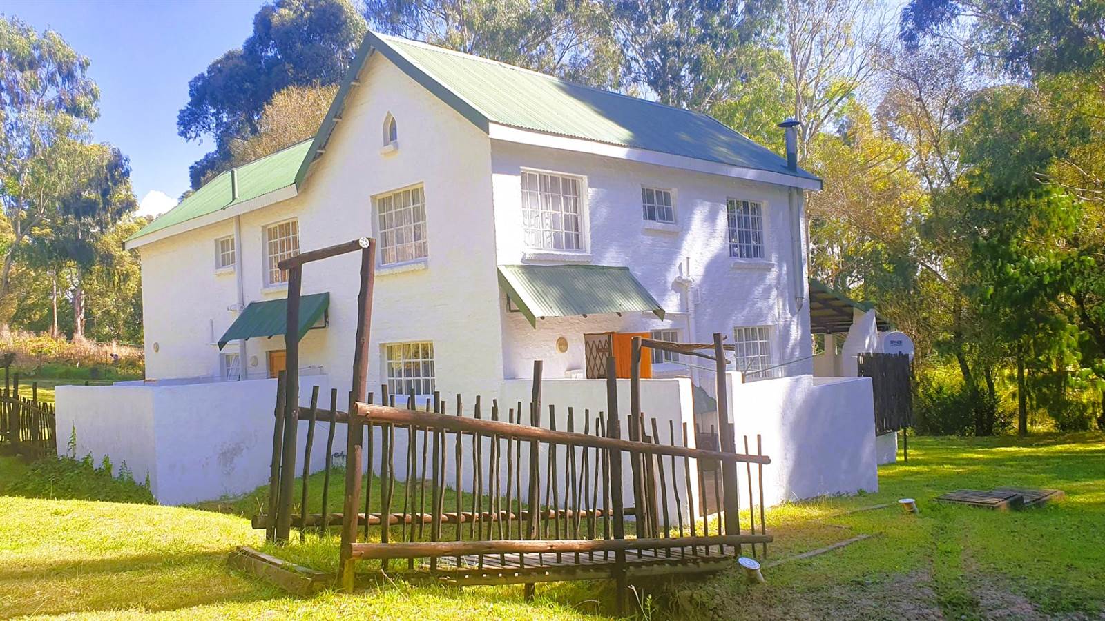 4 Bed House in Underberg photo number 5