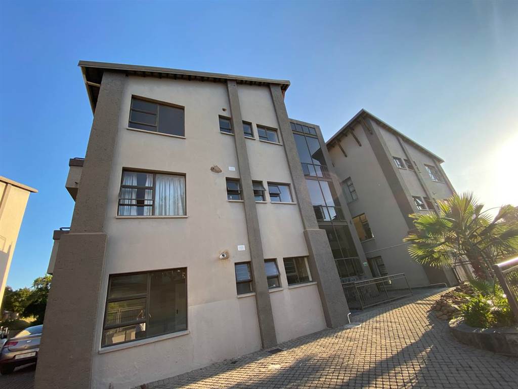 1 Bed Apartment in Sonheuwel photo number 9