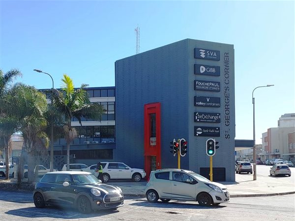 160  m² Commercial space in Port Elizabeth Central