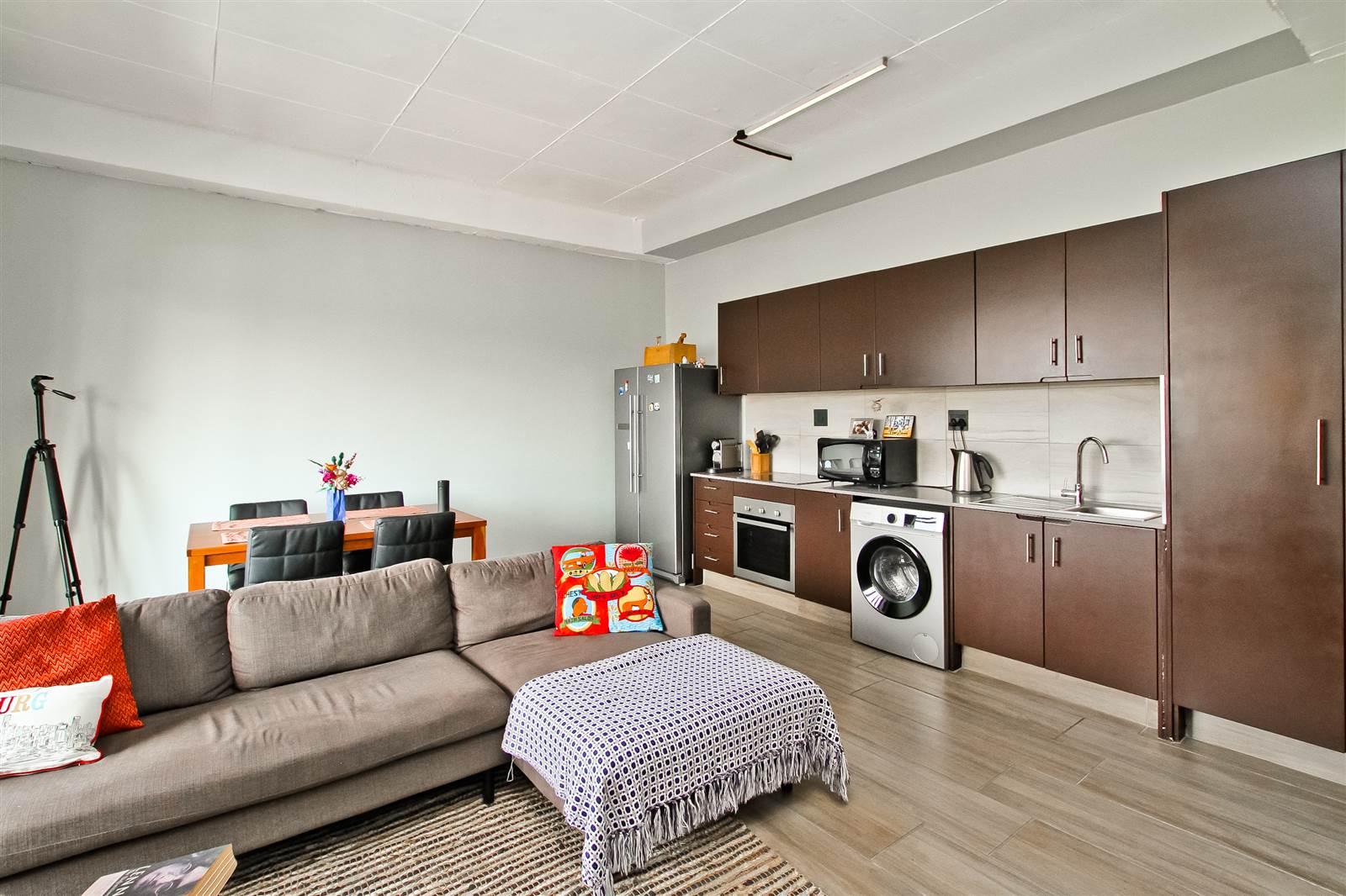 2 Bed Apartment in Maboneng photo number 4