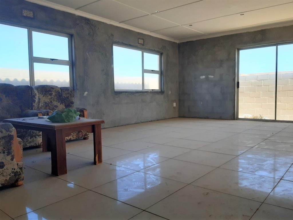 3 Bed House in Port Nolloth photo number 3