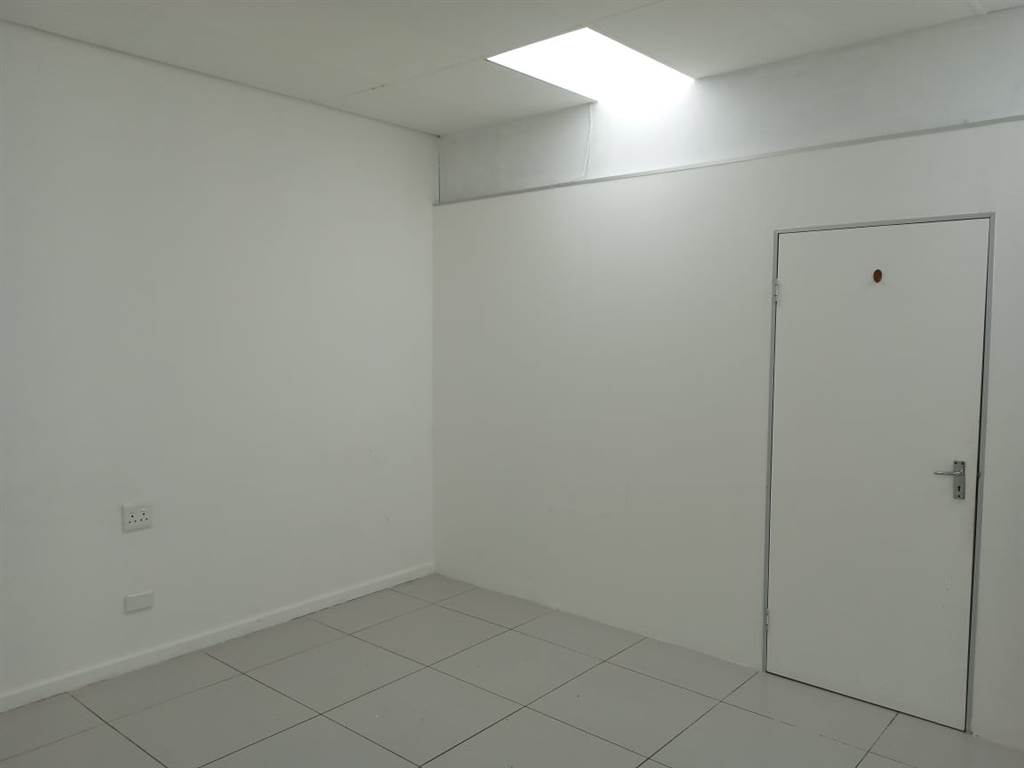 105  m² Commercial space in Musgrave photo number 21