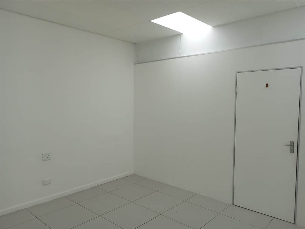 105  m² Commercial space in Musgrave photo number 7