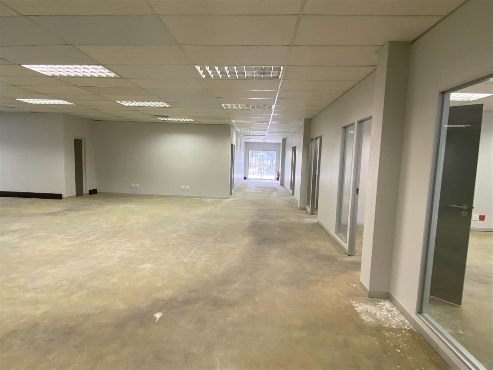 1108  m² Commercial space in Sunninghill photo number 9