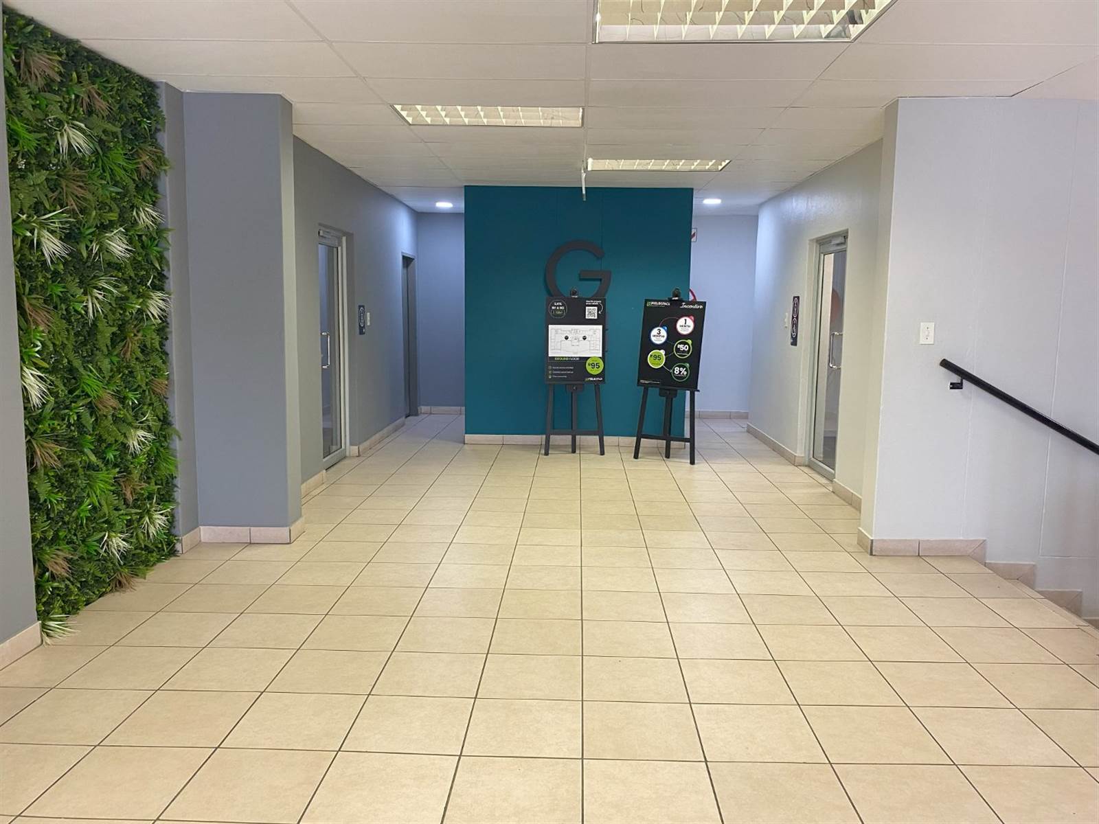 1108  m² Commercial space in Sunninghill photo number 2