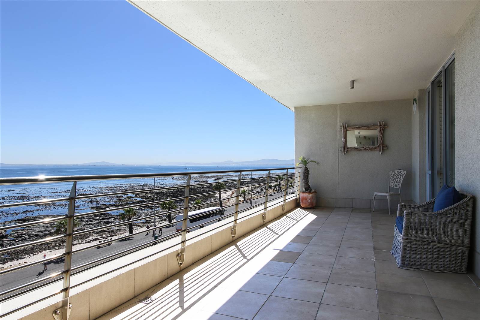 3 Bed Apartment in Mouille Point photo number 26