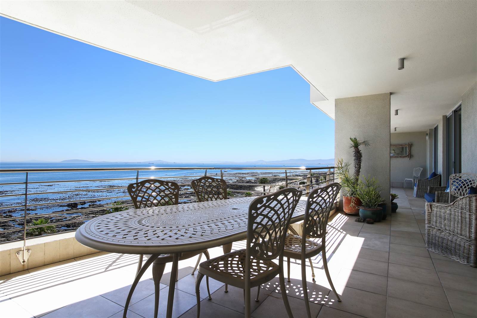 3 Bed Apartment in Mouille Point photo number 24