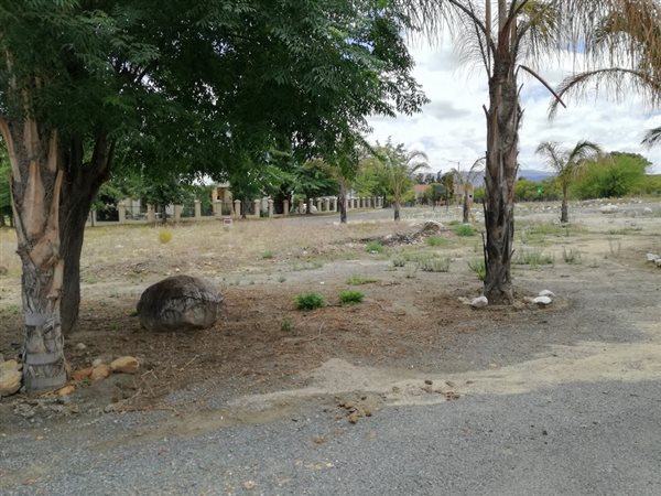 698 m² Land 698 m² Land